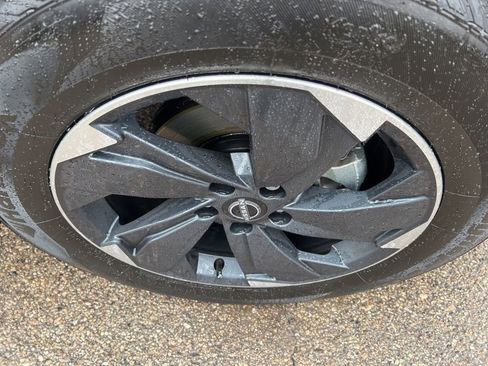 Certified 2026 Nissan Rogue SV w/ SV Premium Package image 40