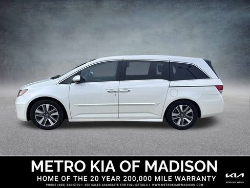 Used 2016 Honda Odyssey Touring Elite image 8