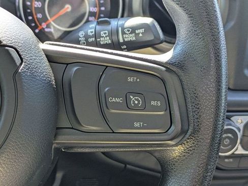 Used 2022 Jeep Wrangler Unlimited Sport image 26