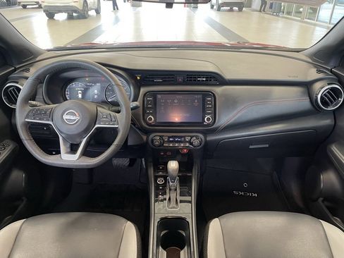 Certified 2024 Nissan Kicks SR w/ SR Premium Package image 12