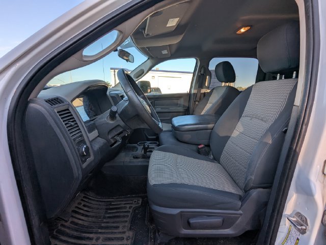 Used 2012 RAM 2500 ST w/ Chrome Appearance Group AWD/4WD image 4
