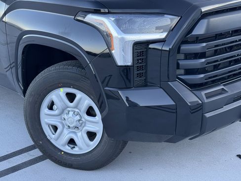 New 2026 Toyota Tundra SR image 10