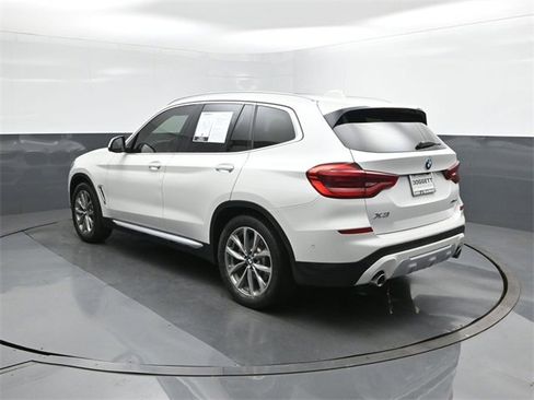 Used 2019 BMW X3 sDrive30i w/ Executive Package image 5