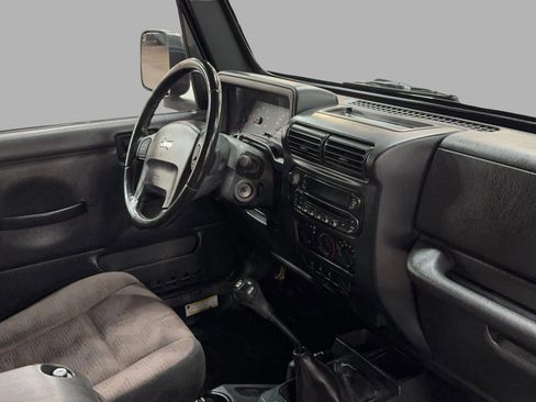 Used 2005 Jeep Wrangler X w/ Tire & Wheel Group (Ecco) image 23