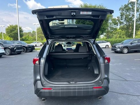 Used 2025 Toyota RAV4 XLE w/ Convenience Package FWD image 9