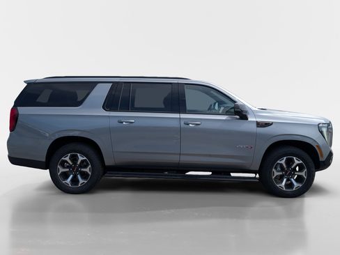 New 2026 GMC Yukon XL AT4 Ultimate AWD/4WD image 3