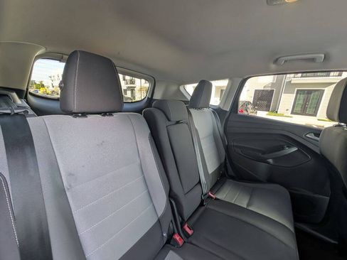 Used 2016 Ford Escape SE w/ Equipment Group 201A FWD image 23