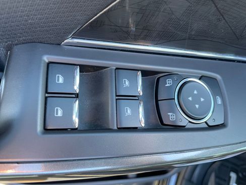 Used 2023 Ford F150 XLT w/ Equipment Group 302A High image 12