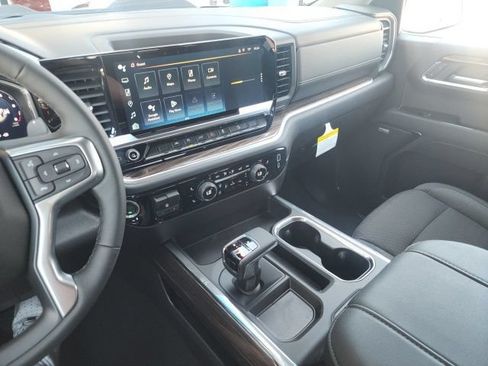 New 2026 Chevrolet Silverado 1500 LT Trail Boss w/ Convenience Package II AWD/4WD image 31
