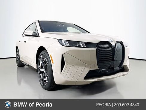 Used 2026 BMW iX xDrive45 image 1