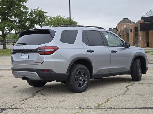 New 2025 Honda Pilot TrailSport image 20