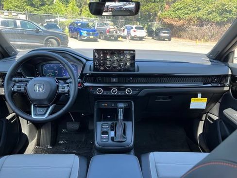 Used 2026 Honda CR-V Sport Touring image 9