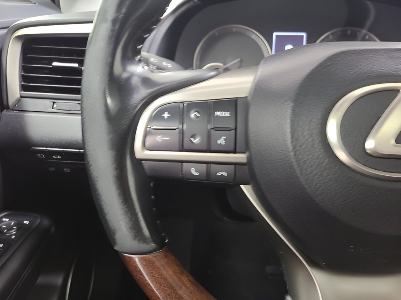 Used 2021 Lexus RX 350 AWD w/ Premium Package image 26