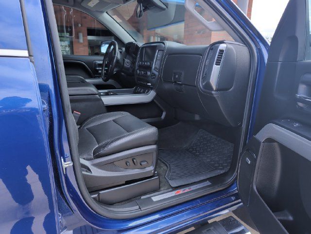 Used 2017 Chevrolet Silverado 1500 LTZ Z71 w/ LTZ Plus Package AWD/4WD image 31