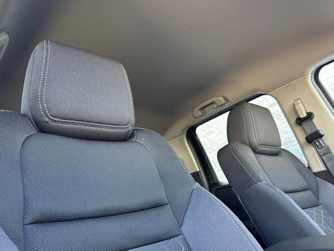 New 2026 Nissan Frontier SV w/ SV Convenience Package RWD image 13