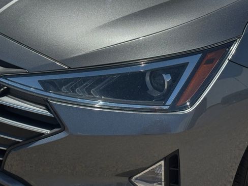 Used 2020 Hyundai Elantra SEL w/ Cargo Package (C1) FWD image 28