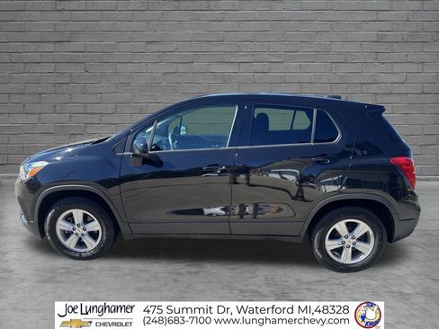 Used 2020 Chevrolet Trax LS w/ Tint and Cruise Package FWD image 6