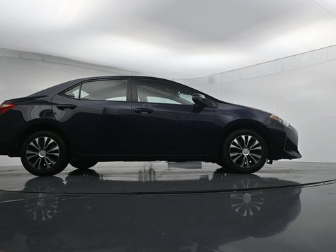 Used 2019 Toyota Corolla LE FWD image 41