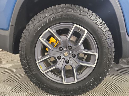 Used 2022 Rivian R1T Launch Edition AWD/4WD image 12