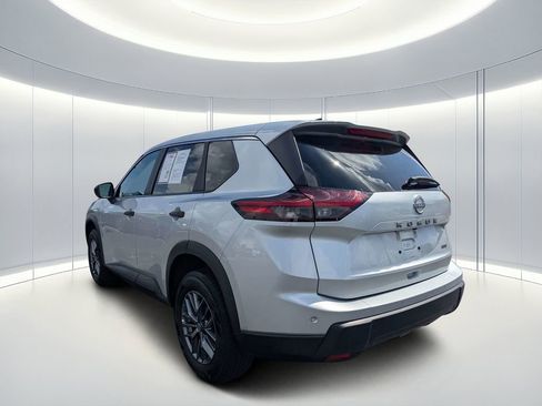 Used 2024 Nissan Rogue S AWD/4WD image 6