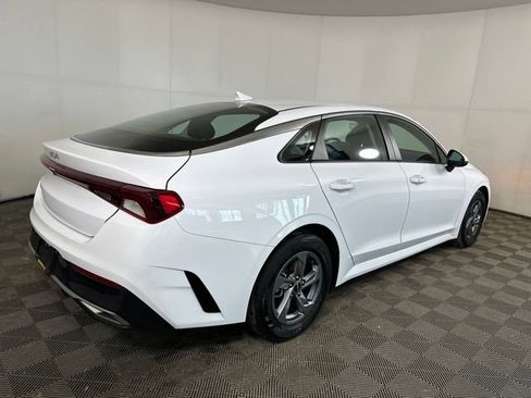 Used 2023 Kia K5 LXS image 3