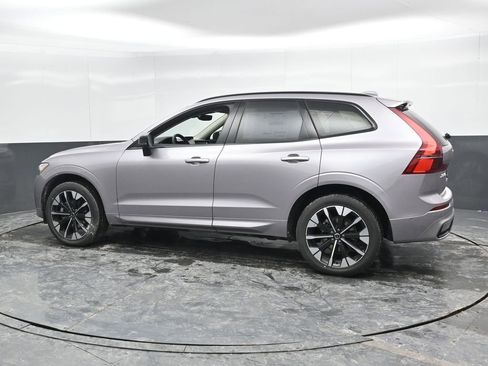 New 2026 Volvo XC60 B5 Plus w/ Protection Package Premier AWD/4WD image 7