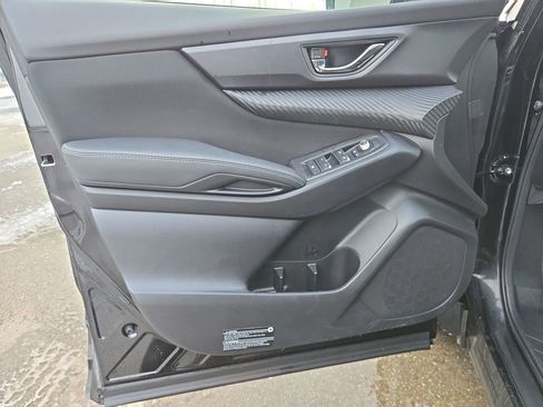 Used 2024 Subaru Ascent Premium w/ Convenience Package image 12