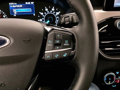 Used 2022 Ford Escape SEL image 18