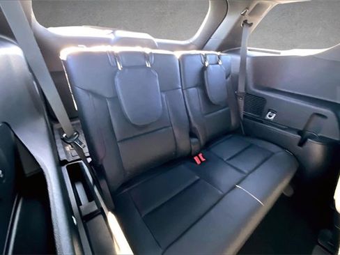 Certified 2025 Ford Explorer ST-Line w/ Premium Package image 28