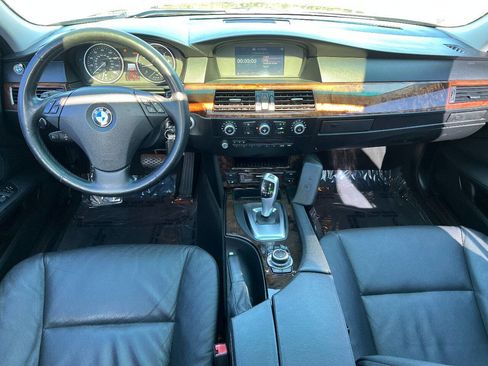 Used 2009 BMW 528i xDrive Sedan image 28