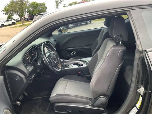 Used 2015 Dodge Challenger R/T w/ Quick Order Package 28B R/T RWD image 25