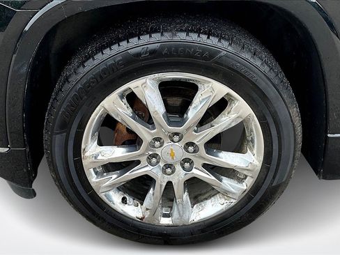 Used 2019 Chevrolet Traverse High Country image 34