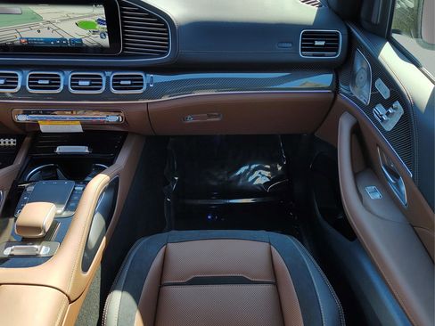 New 2026 Mercedes-Benz GLE 53 AMG 4MATIC image 16