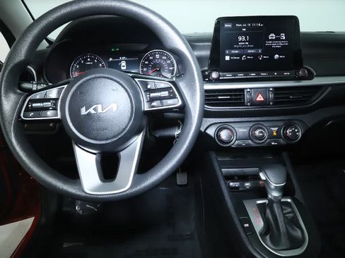 Used 2024 Kia Forte LXS FWD image 28