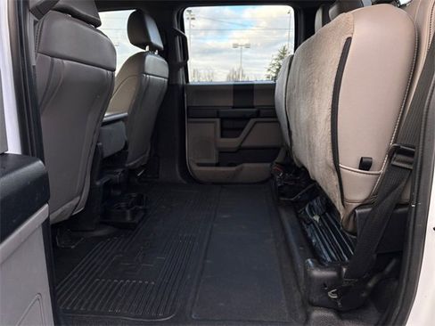 Used 2020 Ford F550 4x4 Crew Cab Super Duty image 27