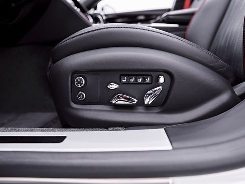 Used 2022 Bentley Flying Spur V8 AWD/4WD image 63