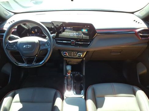 Used 2024 Chevrolet TrailBlazer RS w/ Driver Confidence Package image 14