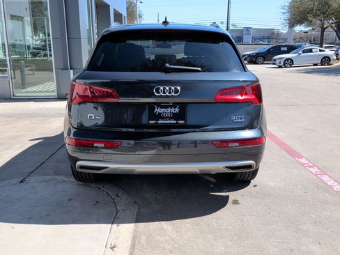 Used 2018 Audi Q5 2.0T Premium Plus w/ Premium Plus Package image 9