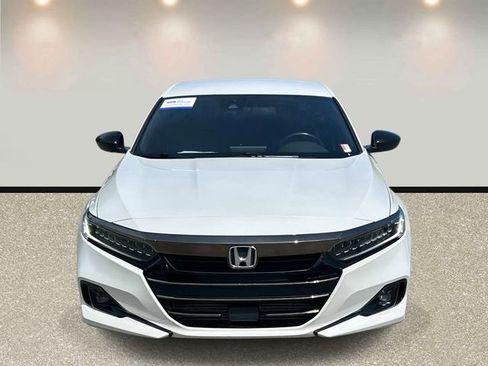 Used 2022 Honda Accord Sport image 2