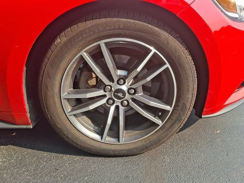 Used 2017 Ford Mustang Premium RWD image 8