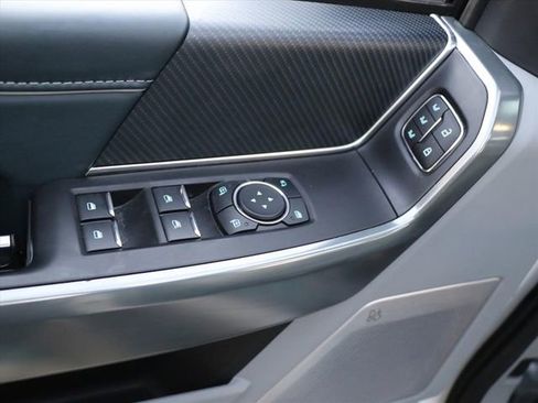 Used 2023 Ford F150 Limited image 19