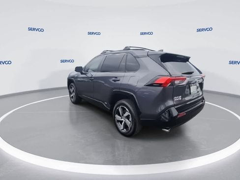 Used 2024 Toyota RAV4 SE image 7