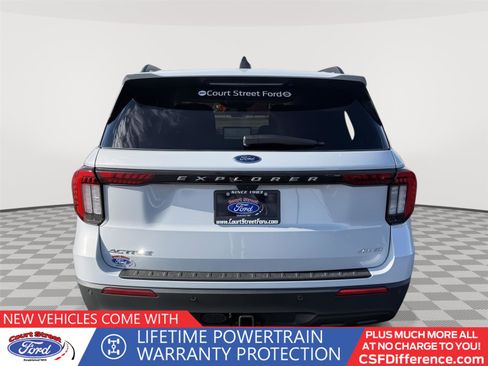 New 2026 Ford Explorer Active image 4