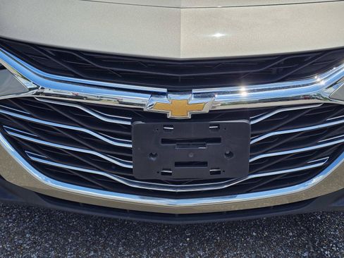 Used 2024 Chevrolet Malibu LT FWD image 3