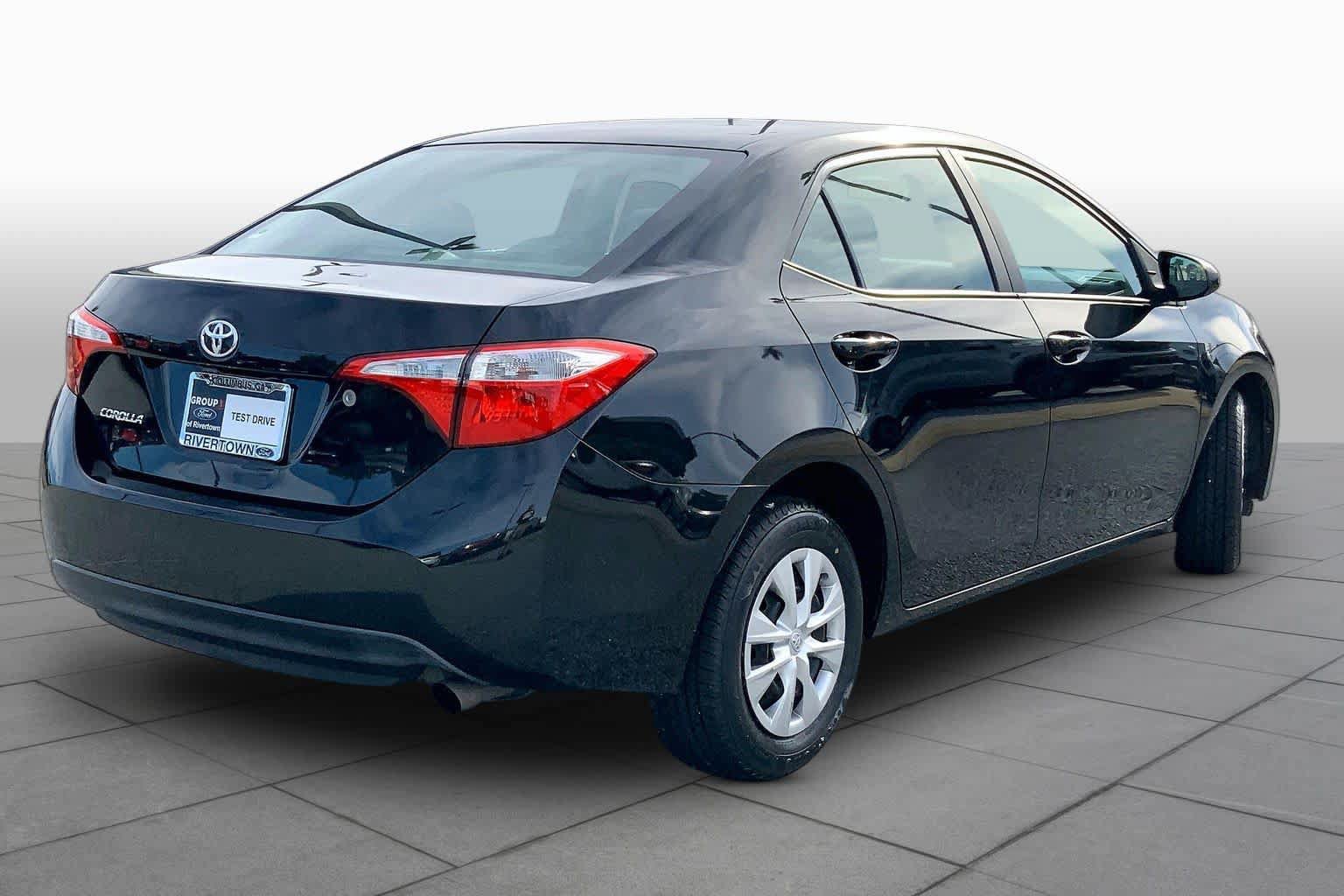 Used 2014 Toyota Corolla L FWD image 12