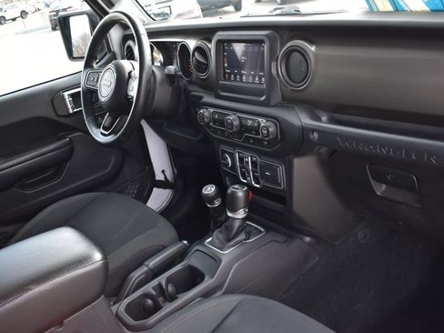 Used 2018 Jeep Wrangler Unlimited Sport S image 13