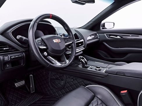Used 2024 Cadillac CT5 V Blackwing w/ Driver Assist Package RWD image 2