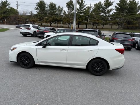 Used 2018 Subaru Impreza 2.0i image 9