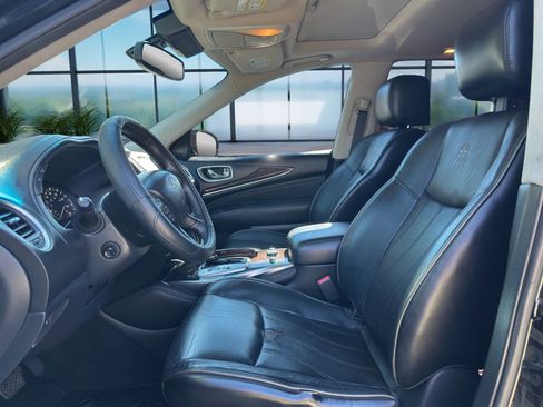 Used 2013 INFINITI JX35 AWD w/ Premium Pkg image 9