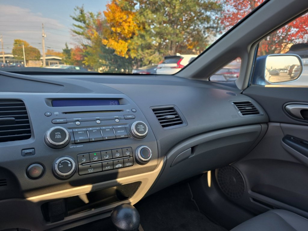 Used 2010 Honda Civic EX-L image 17